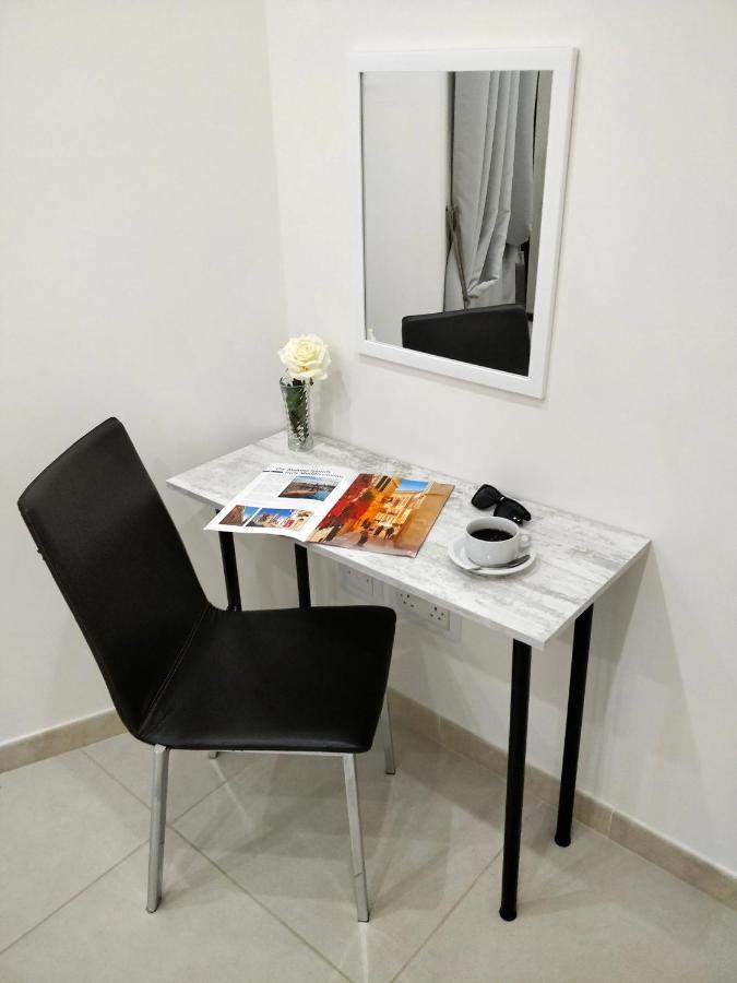Central Rooms - Near Valletta & Sliema - Best Bus Lines Hamrun Ngoại thất bức ảnh