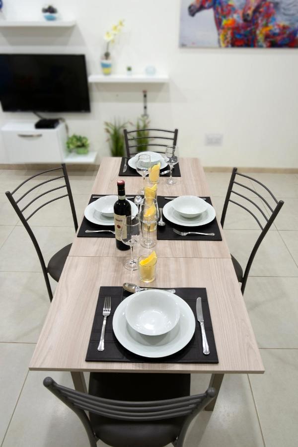Central Rooms - Near Valletta & Sliema - Best Bus Lines Hamrun Ngoại thất bức ảnh
